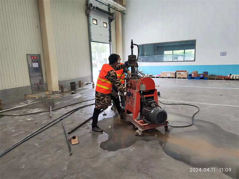 上街厂房地面下沉塌陷注浆加固施工